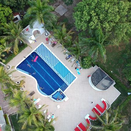 Arizona Ranch Hotel Girardot Extérieur photo