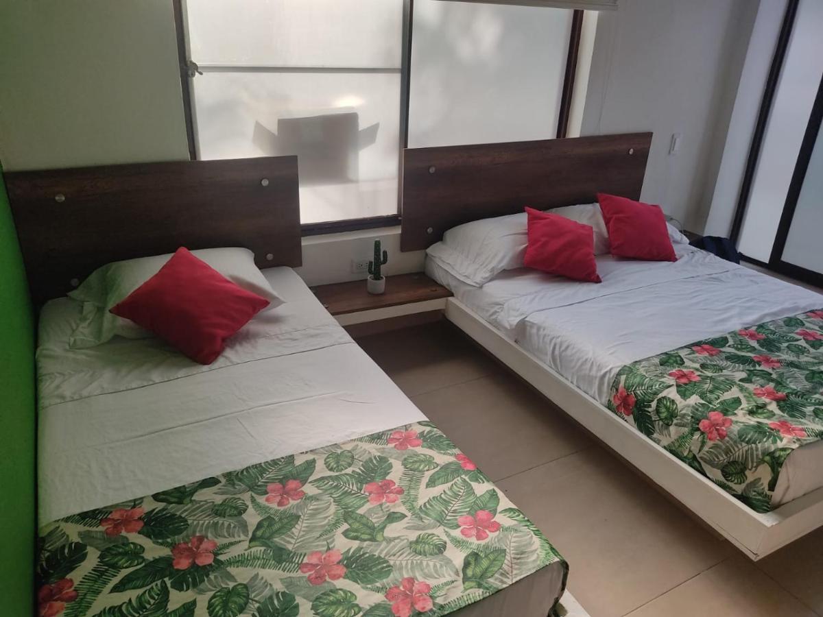 Arizona Ranch Hotel Girardot Extérieur photo